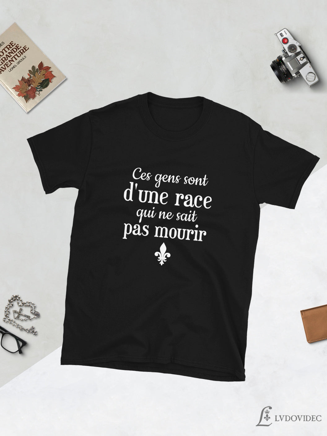T-shirt Unisexe Maria Chapdelaine - «Ces gens sont d'une race qui ne sait pas mourir»